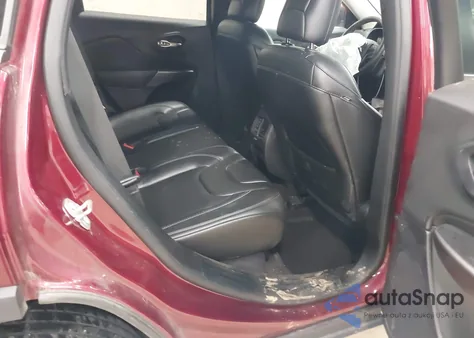 2019 Jeep Cherokee Latitude Plus 4X4 from USA, damaged, VIN 1C4PJMLB0KD335576